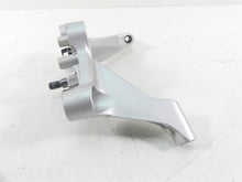 Load image into Gallery viewer, 2017 BMW R1200RT K52 Upper  Triple Tree Handlebar Mount 32718520053 | Mototech271