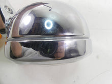 Load image into Gallery viewer, 2006 Harley Touring FLHTCU SE CVO Right Front Spot Light Blinker - Read 69574-06