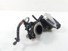 Load image into Gallery viewer, 2021 Harley Softail FXBBS 114 Street Bob Mikuni Throttle Body 758mi 27300121 | Mototech271