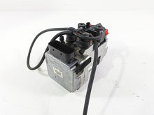 Load image into Gallery viewer, 2004 BMW R1150GS R21 Abs Brake Module Block Pump Module Integral 34517660909 | Mototech271