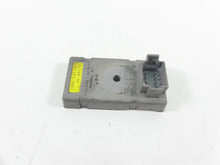 Load image into Gallery viewer, 1999 Harley FXSTS Softail Springer Tsm Turn Signal Flasher Module 68540-96