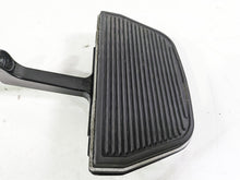 Load image into Gallery viewer, 2008 Harley Touring FLHTCU E-Glide 105TH Passenger Floor Board Set 52719-93B | Mototech271