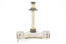 Load image into Gallery viewer, 2007 Kawasaki ZX6R Ninja Lower Triple Tree Steering Clamp 44037-0074 | Mototech271