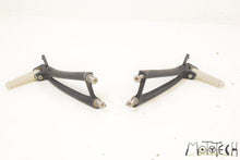 Load image into Gallery viewer, 2012 Yamaha YZFR6 YZF R6 Rear Passenger Footpeg Foot Peg SET 2C0-2742L-10-00 | Mototech271