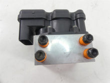 Load image into Gallery viewer, 2010 Harley Touring FLHX Street Glide Abs Brake Pump Module Unit 40601-08 | Mototech271