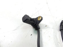 Load image into Gallery viewer, 2009 BMW R1200 GS K25 Front Abs Brake Wheel Speed Sensor 34527677824 | Mototech271