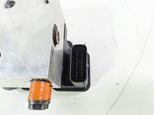 Load image into Gallery viewer, 2008 Harley Touring FLHTP Electra Glide Abs Brake Pump Unit Module 40688-08 | Mototech271