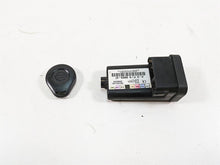 Load image into Gallery viewer, 2009 Harley FXDF Dyna Fat Bob Tssm Turn Signal Security Module + Fob 68925-07