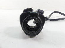 Load image into Gallery viewer, 2009 Harley FXDL Dyna Low Rider Left Hand Light Blinker Control Switch 71682-06A | Mototech271