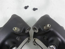 Load image into Gallery viewer, 2006 Harley Touring FLHTCUI Electra Glide Front Brake Caliper Set 44046-00D | Mototech271