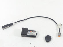 Load image into Gallery viewer, 2013 Harley Touring FLHX Street Glide Tssm Turn Signal Security Module 68924-07