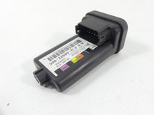 Load image into Gallery viewer, 2004 Harley FLHTC SE CVO Electra Glide Tsm Turn Signal Module Flasher 68922-00 | Mototech271