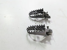 Load image into Gallery viewer, 2009 BMW R1200GS K255 Adv Front Footpeg Foot Peg Set 46717694557 46717694558 | Mototech271