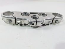 Load image into Gallery viewer, 2018 Harley FLHCS Softail Heritage 115th Upper Triple Tree Clamp - Read 45900195