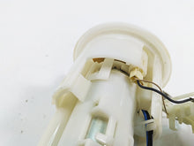 Load image into Gallery viewer, 2007 Yamaha R1 YZFR1 Denso Fuel Gas Petrol Pump 17K -Tested 4C8-13907-00-00 | Mototech271