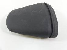 Load image into Gallery viewer, 2022 Suzuki GSXR750 Rear Passenger Pillion Seat Saddle -No Tears 45300-14J11-P3H | Mototech271