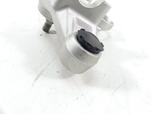 Load image into Gallery viewer, 2016 BMW R1200GS Adv K51 Upper Triple Tree Steering Clamp 31428555849 | Mototech271