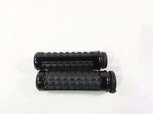 Load image into Gallery viewer, 2019 Harley Softail FXDR 114 Dominion Hand Grip Set 56100231 | Mototech271