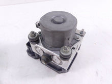 Load image into Gallery viewer, 2012 BMW S1000RR K46 Bosch Abs Brake System Pump Module 8528646 34518526896 | Mototech271