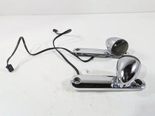 Load image into Gallery viewer, 2010 Harley Touring FLHX Street Glide Front Blinker & Mounts 69278-06 69279-06 | Mototech271