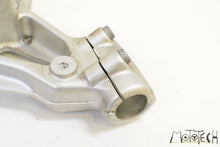 Load image into Gallery viewer, 2009 BMW K1300 K1300S K40 Upper Triple Tree Steering Clamp 32717707554 | Mototech271