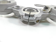 Load image into Gallery viewer, 2013 BMW F800GS STD K72 Upper Triple Tree Steering Clamp 7698391 31427715420 | Mototech271