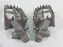 Load image into Gallery viewer, 2013 BMW R1200GS K255 Adventure Front Footpeg Foot Peg Rest Set 46717694558