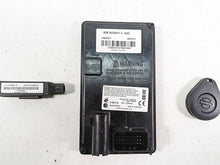 Load image into Gallery viewer, 2020 Harley Touring FLHX Street Glide Bcm X-Axis Fob Antenna Set 41000341F