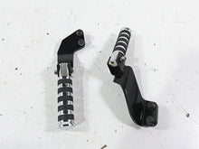 Load image into Gallery viewer, 2002 Honda VTX1800 Retro Rear Passenger Footpeg Set 50680-MCV-000 50685-MCV-000 | Mototech271