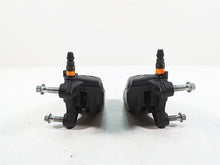 Load image into Gallery viewer, 2020 Harley Touring FLHX Street Glide Front Brake Caliper Set 43027-08 44023-08