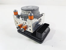 Load image into Gallery viewer, 2016 BMW R1200 GS K50 Abs Brake Pump Module 34518566956