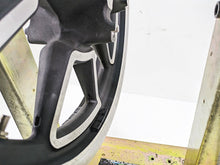 Load image into Gallery viewer, 2015 Harley FXDL Dyna Low Rider Straight 19x2.5 Cast Front Wheel Rim 43300280