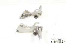 Load image into Gallery viewer, 2005 Kawasaki ZZR1200 ZX1200 Rear Footpeg Peg Rest Set 35063-1219-458 | Mototech271