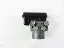 Load image into Gallery viewer, 2018 Harley FXBR Softail Breakout Abs Brake Pump Unit Module 41100044B | Mototech271