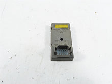 Load image into Gallery viewer, 2000 Harley FXSTS Softail Springer Tsm Turn Signal Flasher Module 68540-96