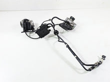 Load image into Gallery viewer, 2010 BMW R1200RT K26 Throttle Bodies Body Set - Read 13547712613 13547712614 | Mototech271