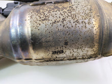 Load image into Gallery viewer, 2019 BMW R1250RT K52 Exhaust Header Manifold & Servo Motor 18519829767 | Mototech271