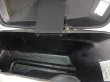 Load image into Gallery viewer, 2014 Harley Touring FLHX Street Glide Saddlebag Luggage Box Set - Read 90200412