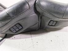 Load image into Gallery viewer, 2003 Harley Touring FLHTCUI E-Glide 100th Road Zeppelin Air Seat 52333-97E | Mototech271