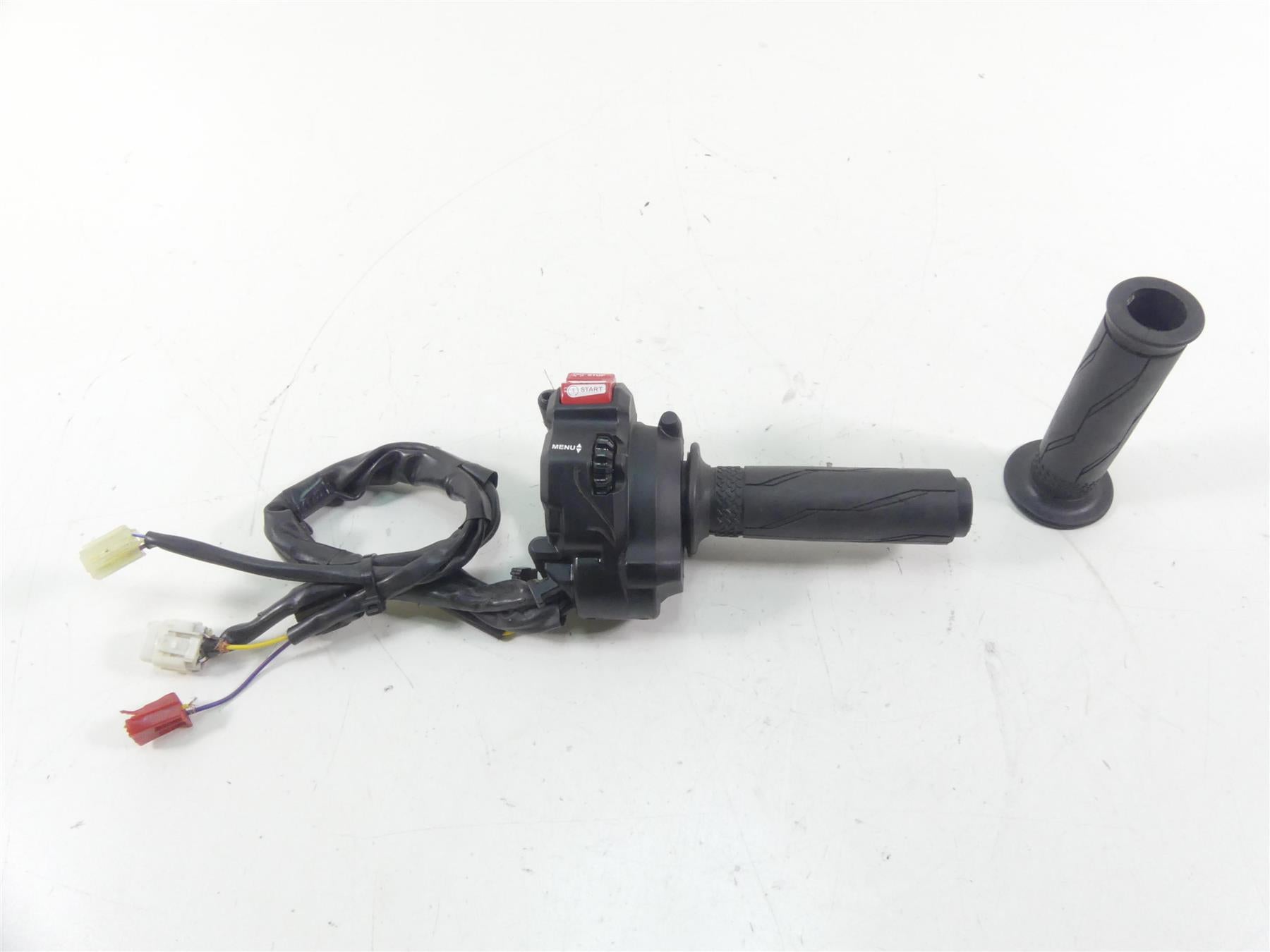 2022 Yamaha MT09 FZ09 Right Control Switch & Throttle Set - Read