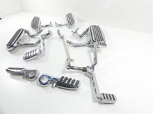 Load image into Gallery viewer, 2004 Harley FLHTC SE CVO Electra Glide Floorboard Shift Brake Pedal Set 50683-04 | Mototech271