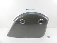 Load image into Gallery viewer, 2020 Indian Roadmaster Right Saddlebag Saddle Bag & Actuator Motor 5456386