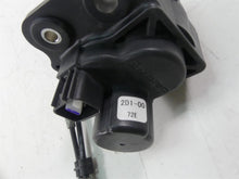 Load image into Gallery viewer, 2007 Yamaha FZ1 Fazer Exhaust Valve Servo Motor Actuator 2D1-85820-00-00 | Mototech271