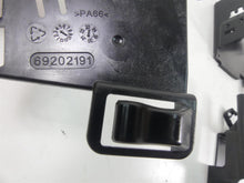 Load image into Gallery viewer, 2021 Harley Softail FXBBS 114 Street Bob Electrical Battery Carrier Set 69201523