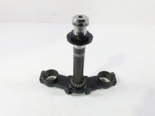 Load image into Gallery viewer, 2021 Kawasaki Z900 ZR900 Lower Triple Tree Steering Clamp 44037-0167-18R | Mototech271