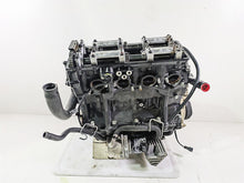 Load image into Gallery viewer, 2005 Kawasaki ZX1000 ZX10R Ninja Engine Motor Crankcase - Read 14001-0058 | Mototech271