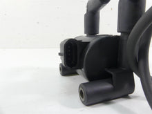 Load image into Gallery viewer, 2016 Harley Touring FLHR Road King  Delphi Ignition Coil Wires Plugs 31696-07A | Mototech271
