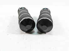 Load image into Gallery viewer, 2013 Harley Touring FLHX Street Glide Avon Air Cushion Grip Set AIR-90-ANO-FLY | Mototech271