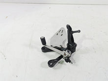 Load image into Gallery viewer, 2020 Kawasaki ZX6R Ninja Left Footpeg Foot Peg Shifter Lever 35063-0160-18R | Mototech271
