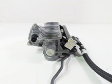 Load image into Gallery viewer, 2024 Triumph Street Triple 765 R Keihin Throttle Body Bodies T1243415
